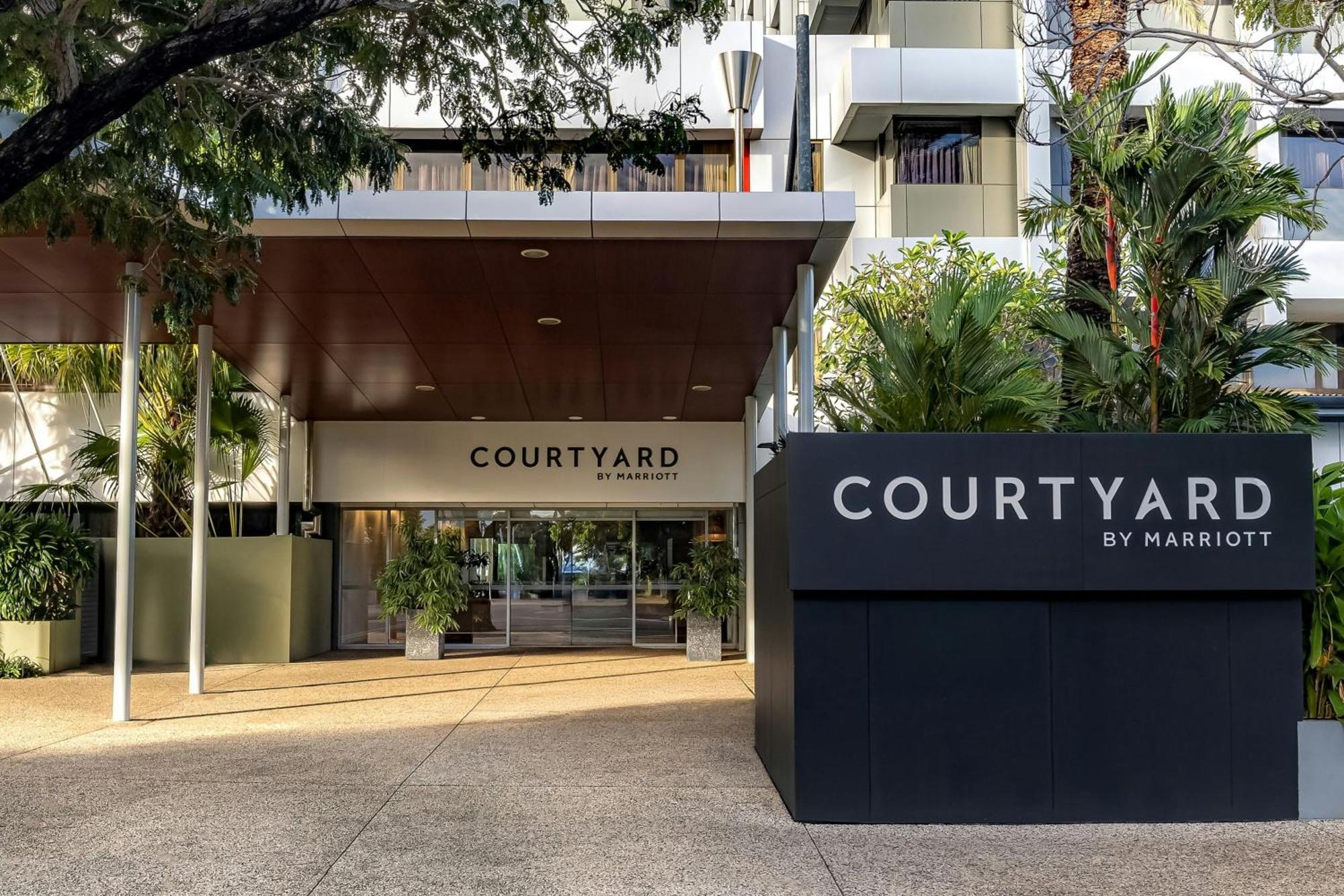 Courtyard By Marriott Darwin Hotel Екстериор снимка